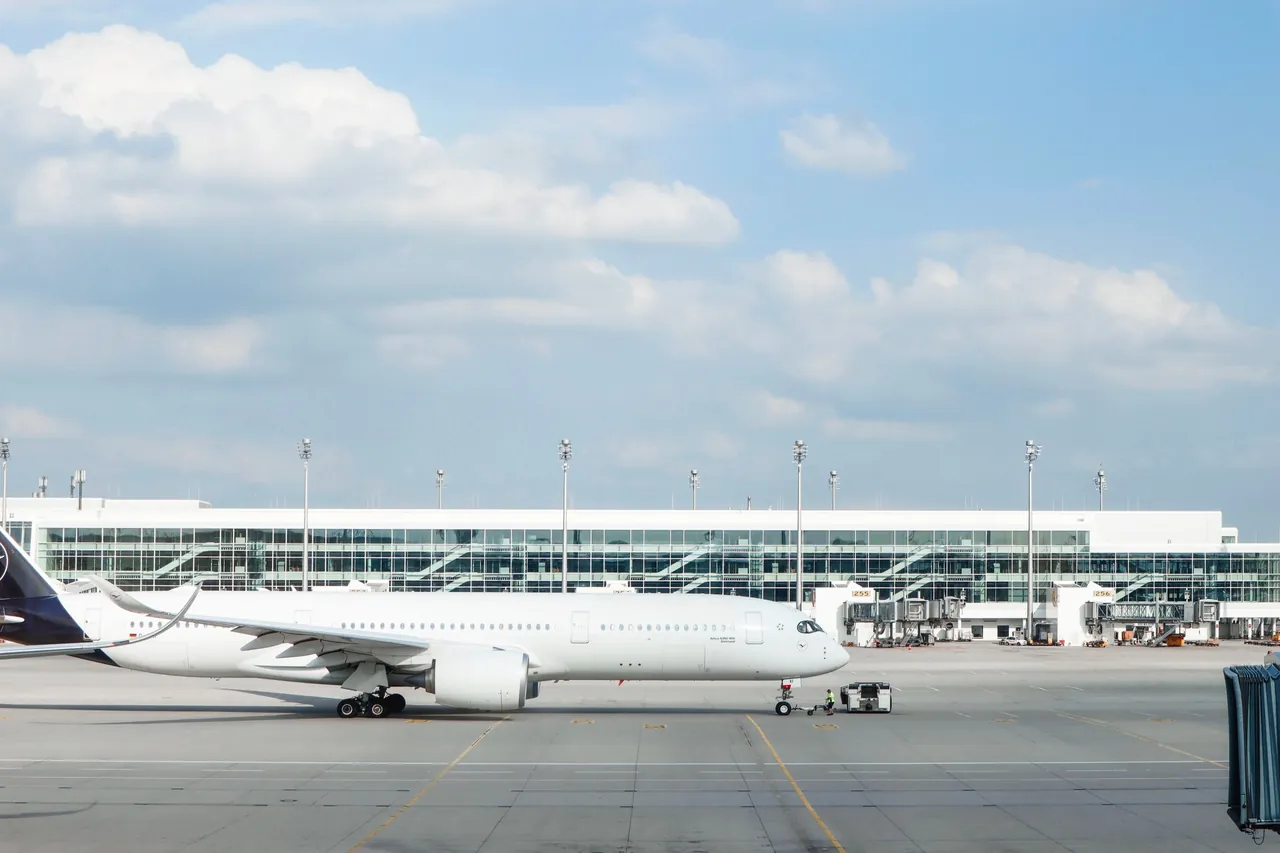 UAE Overstay Fine Rules for Tourists & Residents (2025 Update)